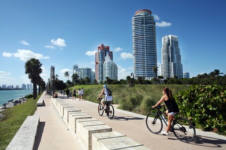 Bentley Hotel South Beach - Image 59