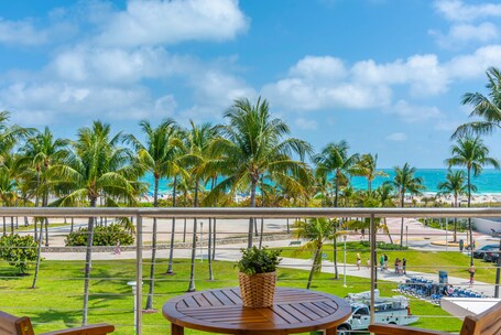 Bentley Hotel South Beach - Image 77