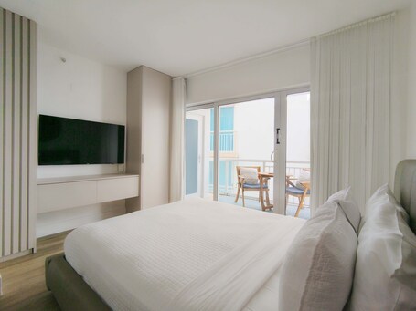 Bentley Hotel South Beach - Image 79