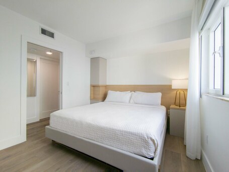 Bentley Hotel South Beach - Image 109