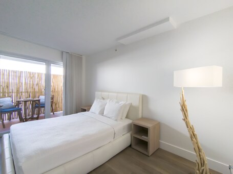 Bentley Hotel South Beach - Image 118