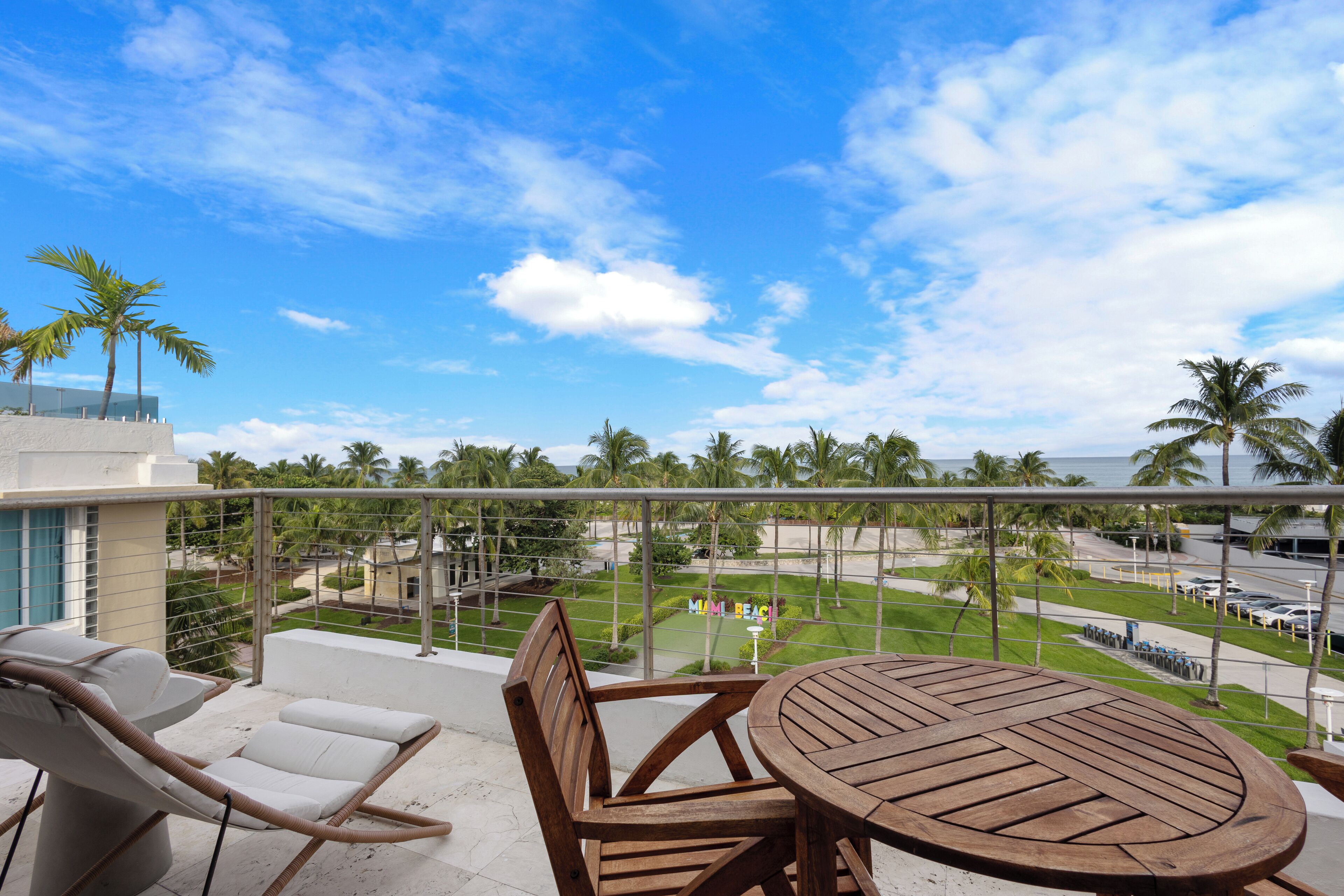 Deluxe Room, 1 Bedroom, Balcony, Ocean View | Terrace/patio