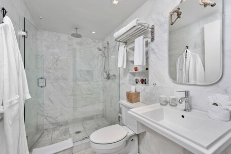 Bentley Hotel South Beach - Image 23