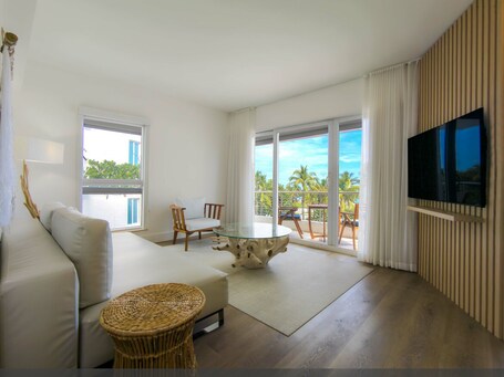 Bentley Hotel South Beach - Image 86