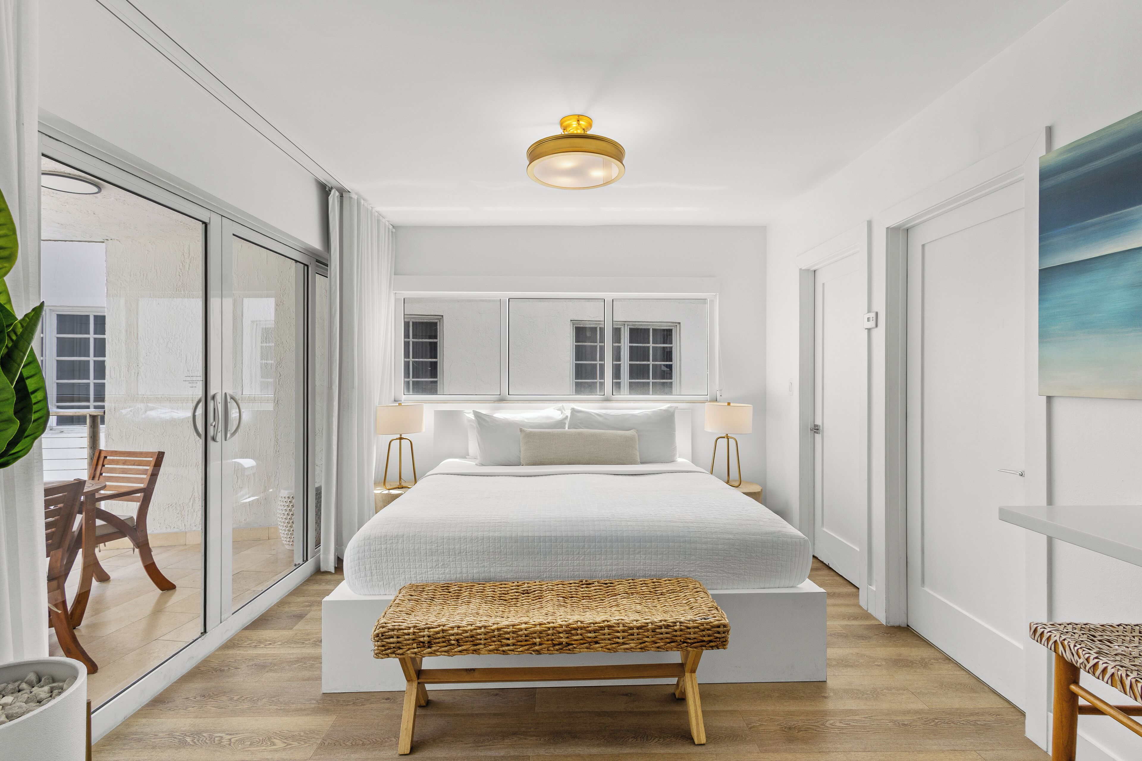 King Studio with Balcony | Egyptian cotton sheets, premium bedding, pillowtop beds, in-room safe