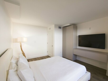 Bentley Hotel South Beach - Image 119