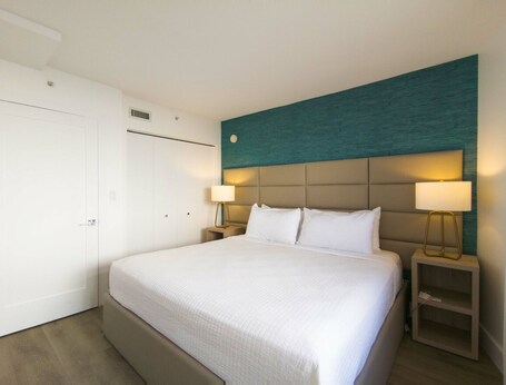 Bentley Hotel South Beach - Image 117