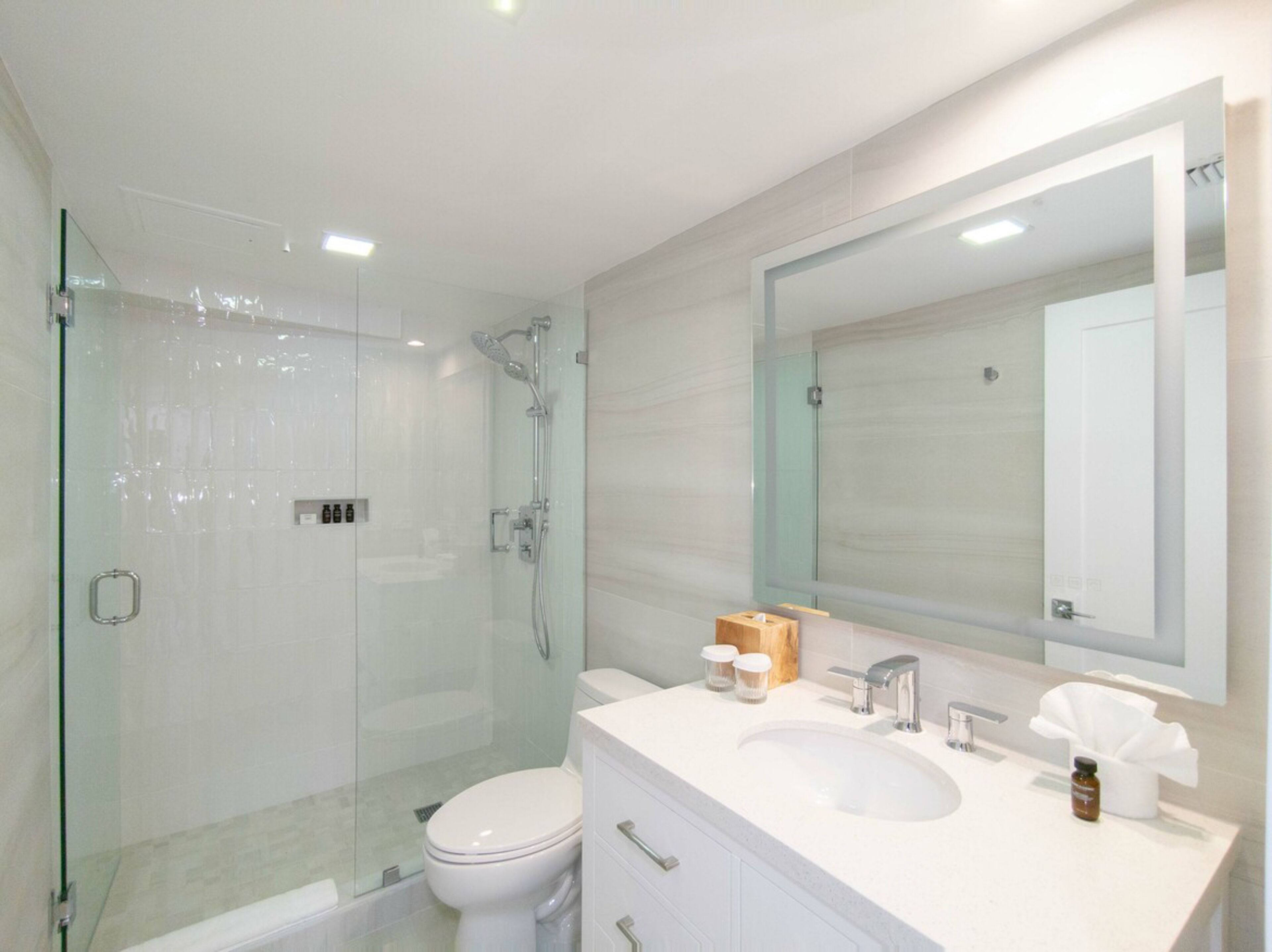 Shower, free toiletries, hair dryer, bathrobes
