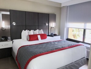 Premium bedding, in-room safe, desk, blackout drapes