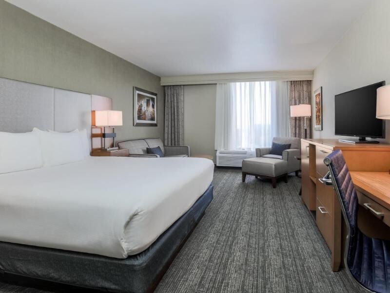 In-room safe, desk, iron/ironing board, free cribs/infant beds