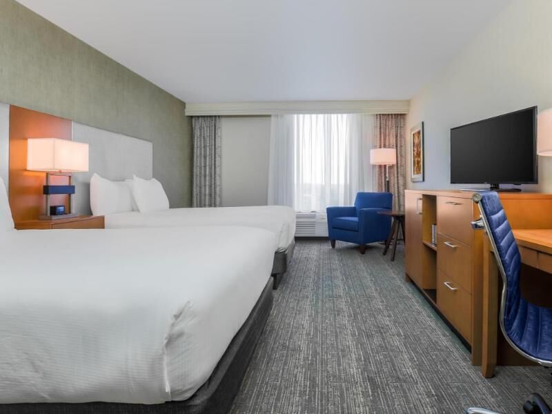 In-room safe, desk, iron/ironing board, free cribs/infant beds