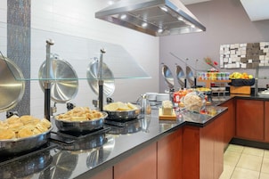 Daily cooked-to-order breakfast for a fee