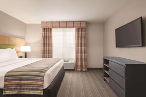 Suite, 1 kamar tidur, Bebas Asap Rokok | Seprai premium, selimut bulu angsa, dan meja kerja