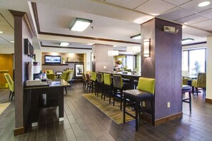 Lobby - Hampton Inn Salina (Salina)