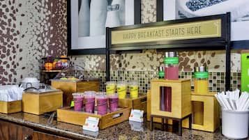 Colazione a buffet inclusa, servita tutte le mattine