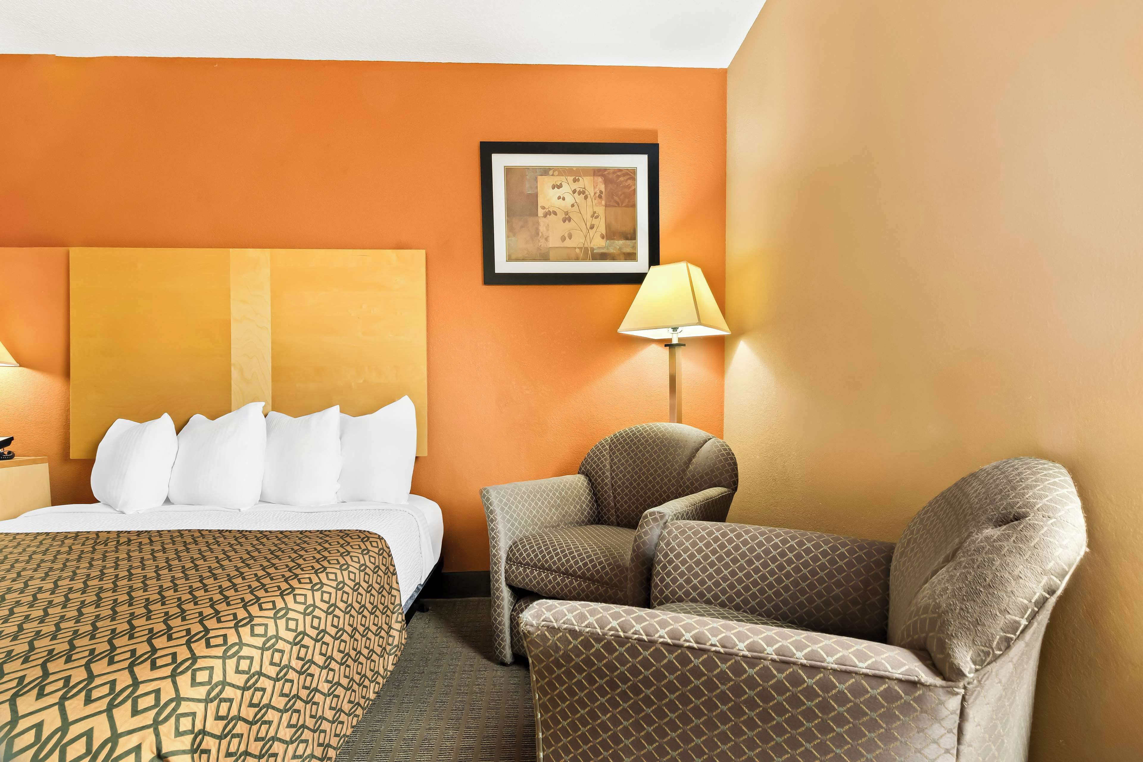 Standard Room, 2 Queen Beds, Accessible, Bathtub | Pillowtop beds, desk, blackout drapes, iron/ironing board