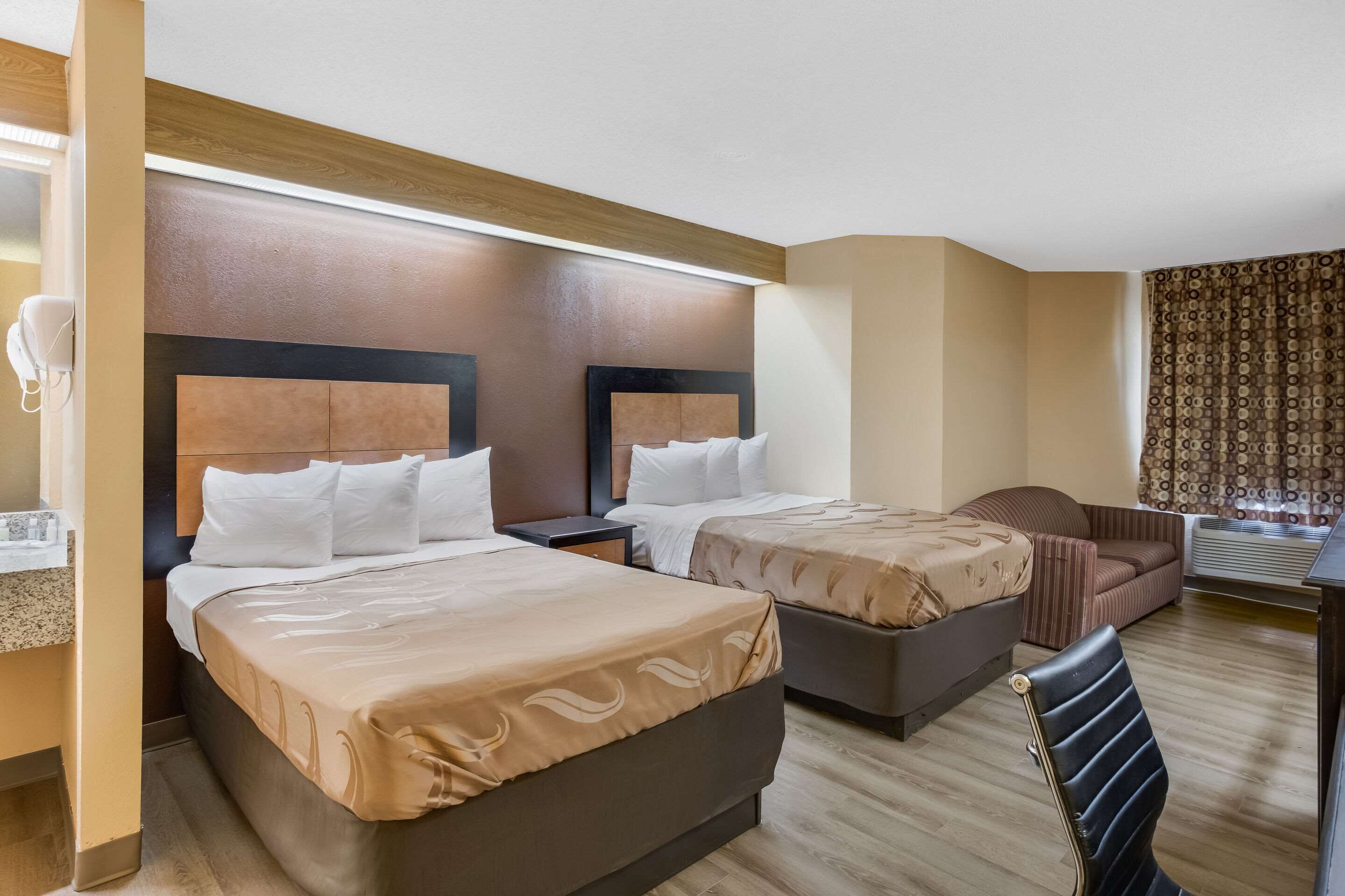 Quality Inn Lees Summit - Kansas City