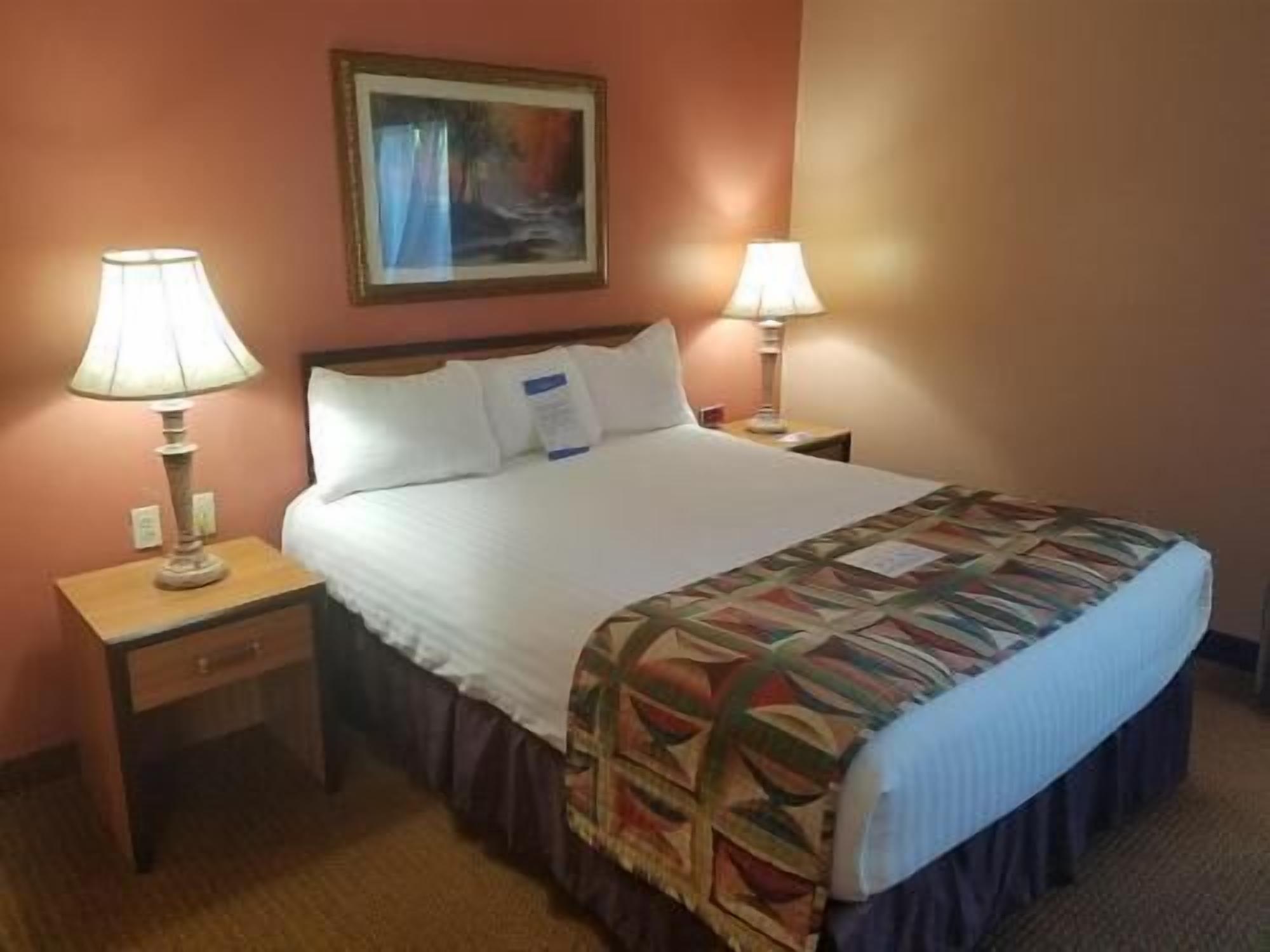 In-room safe, desk, laptop workspace, blackout curtains