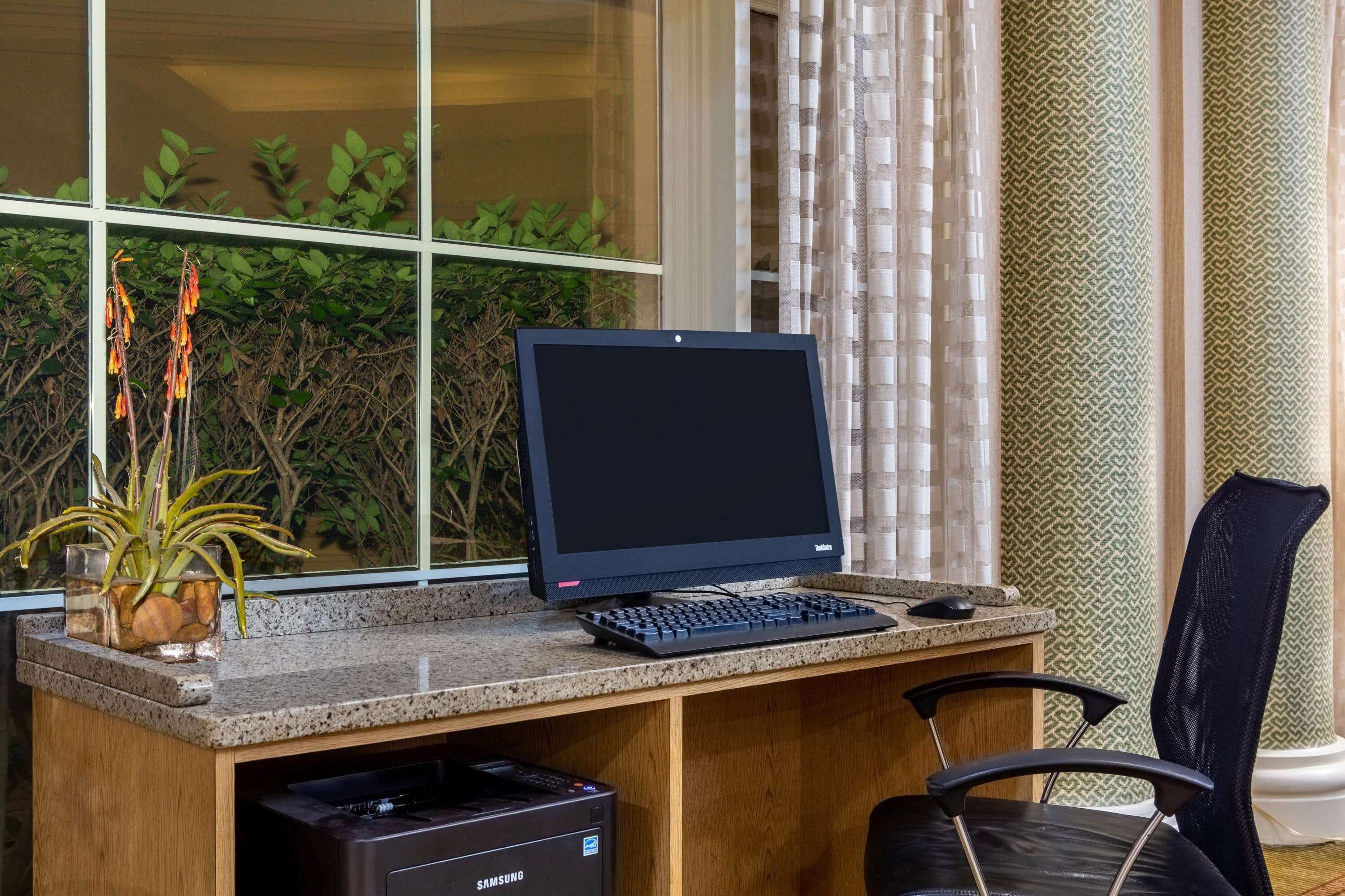 Photo - La Quinta by Wyndham Charlotte Airport South