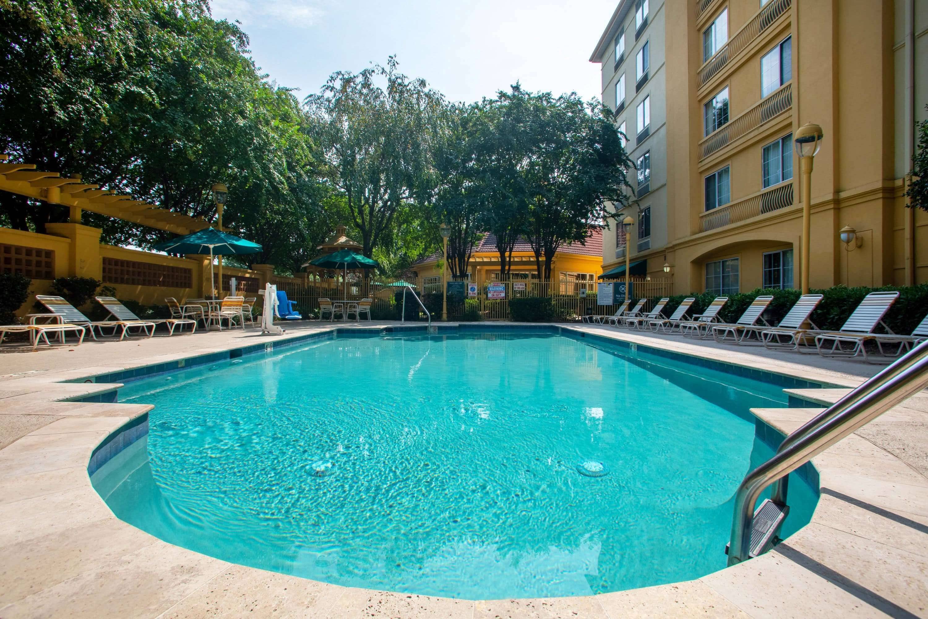 Photo - La Quinta by Wyndham Charlotte Airport South