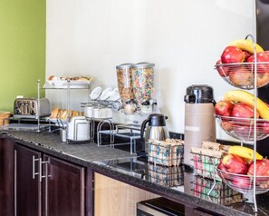 Petit-déjeuner à emporter compris tous les jours