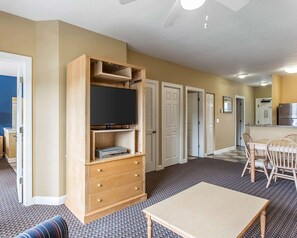 Iron/ironing board, free WiFi, bed sheets, alarm clocks