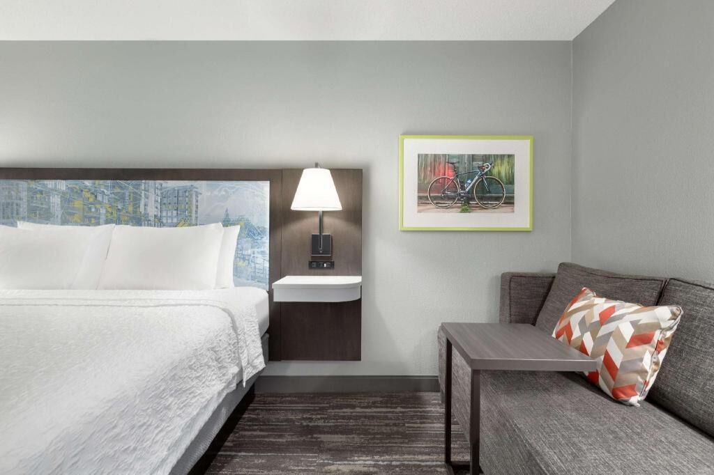 Premium bedding, down duvets, pillow-top beds, desk