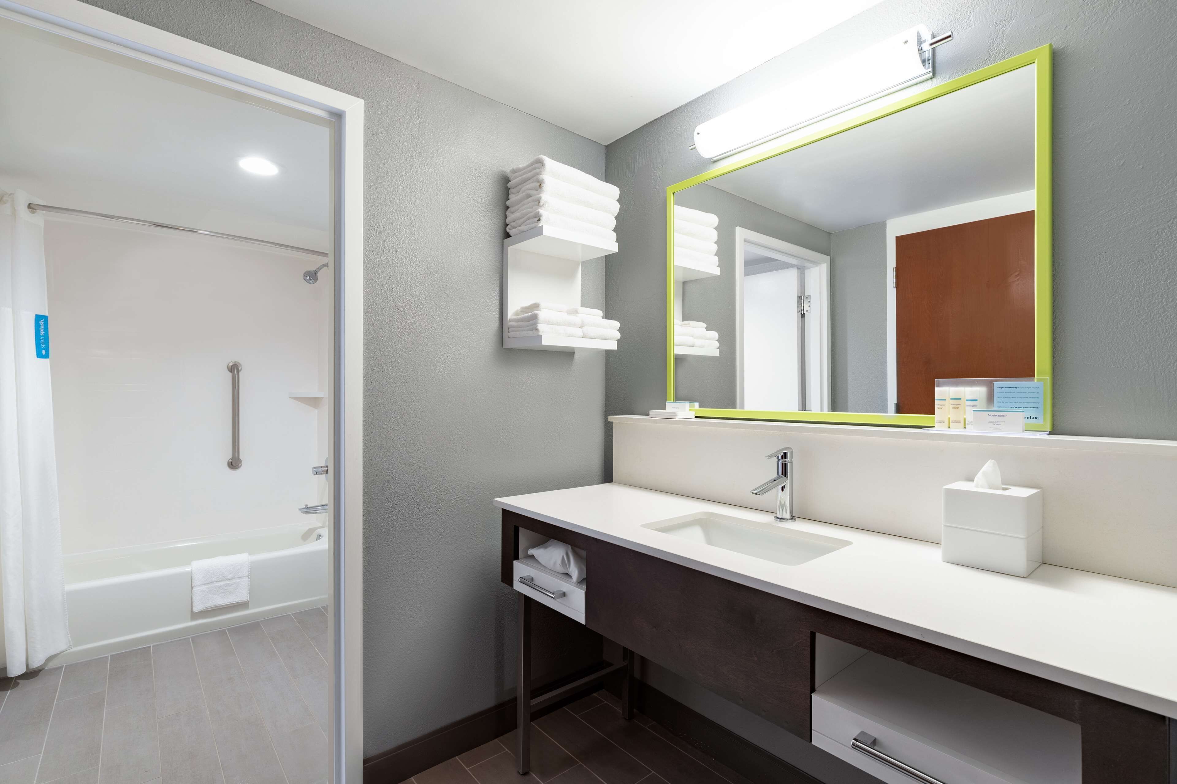 suite, 2 queen beds, non smoking | bathroom | free toiletries, hair dryer, towels, soap