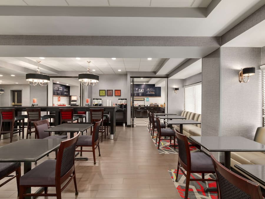 Desayuno continental incluido todos los días