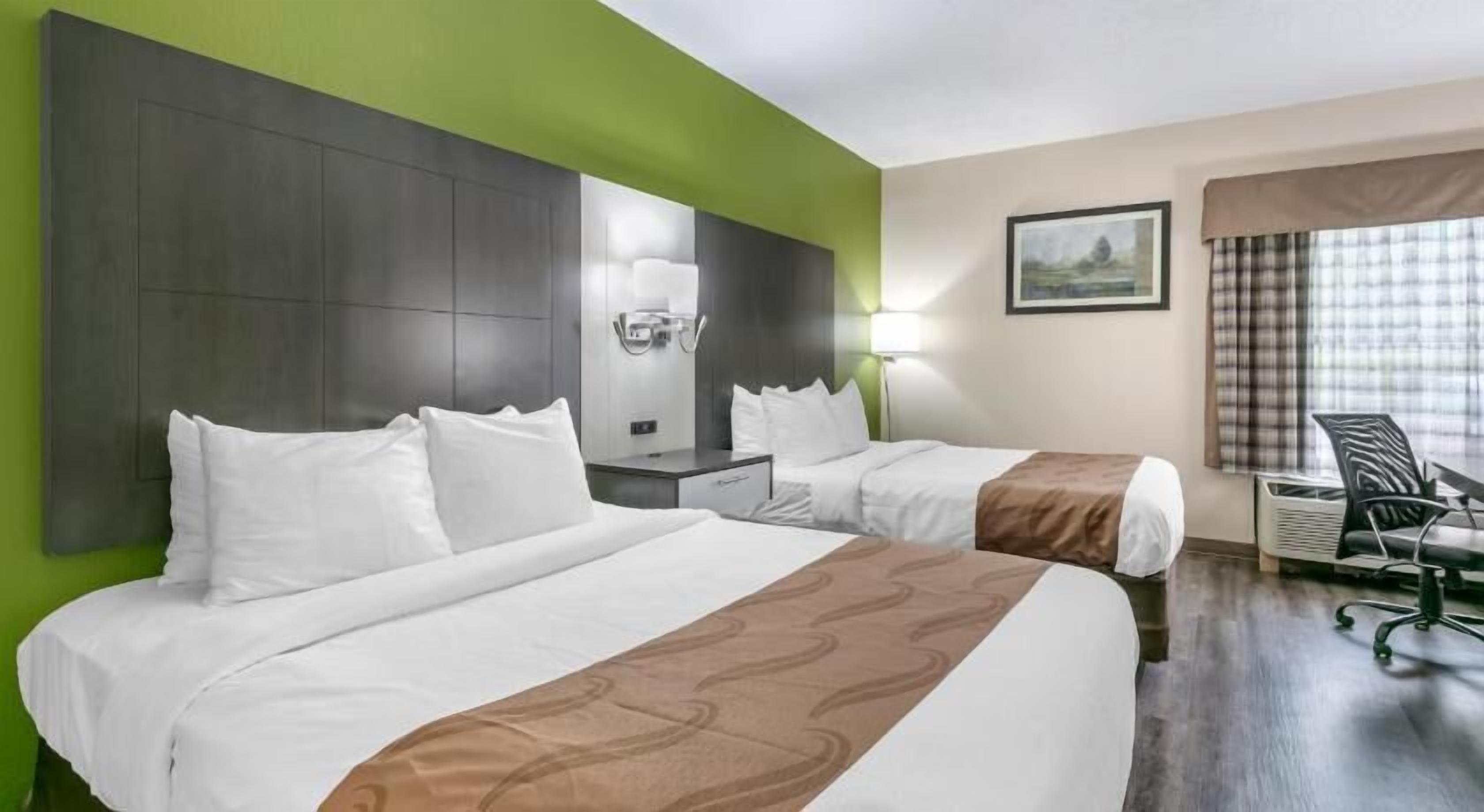 In-room safe, desk, iron/ironing board, free WiFi