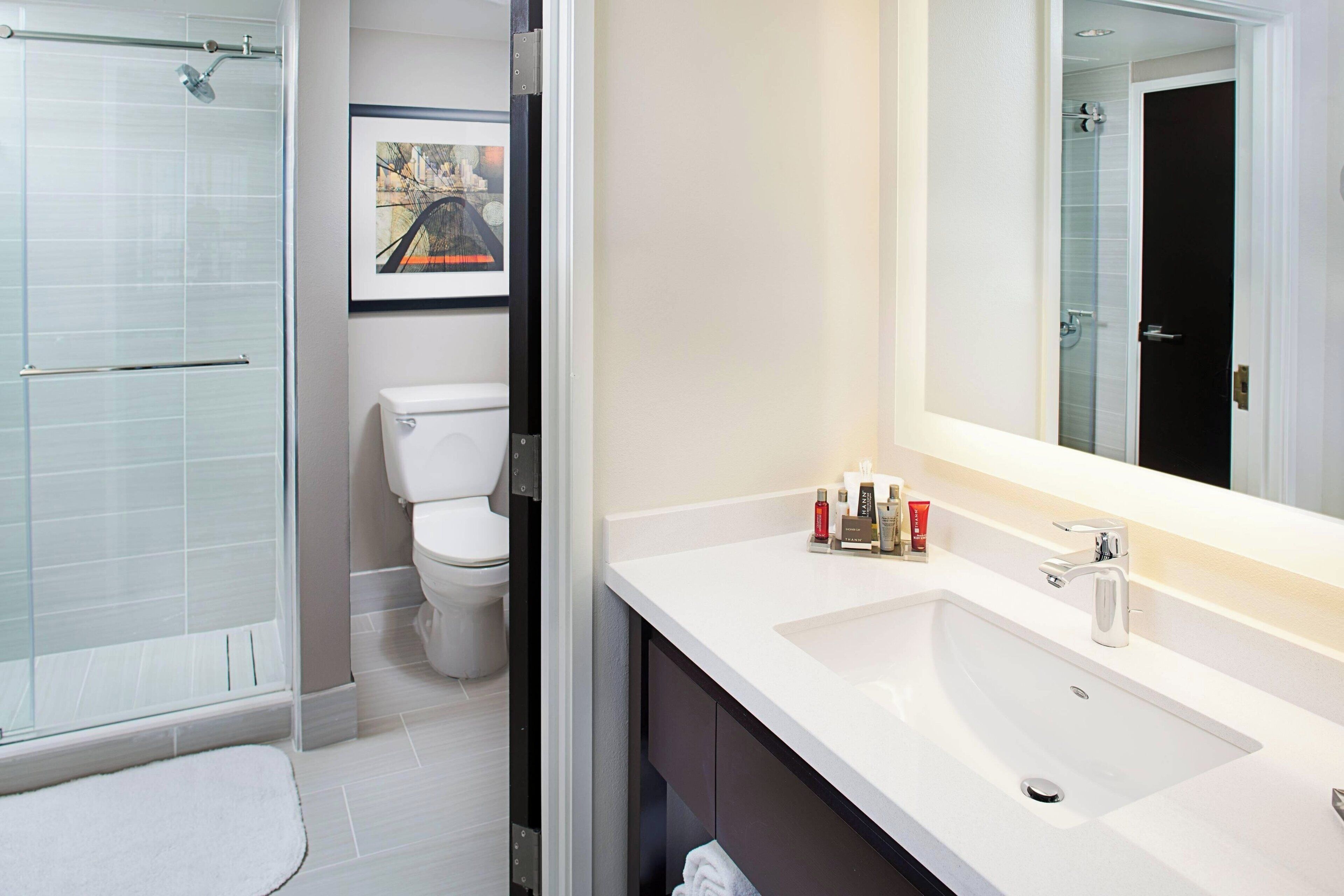 combined shower/bathtub, free toiletries, hair dryer, bathrobes