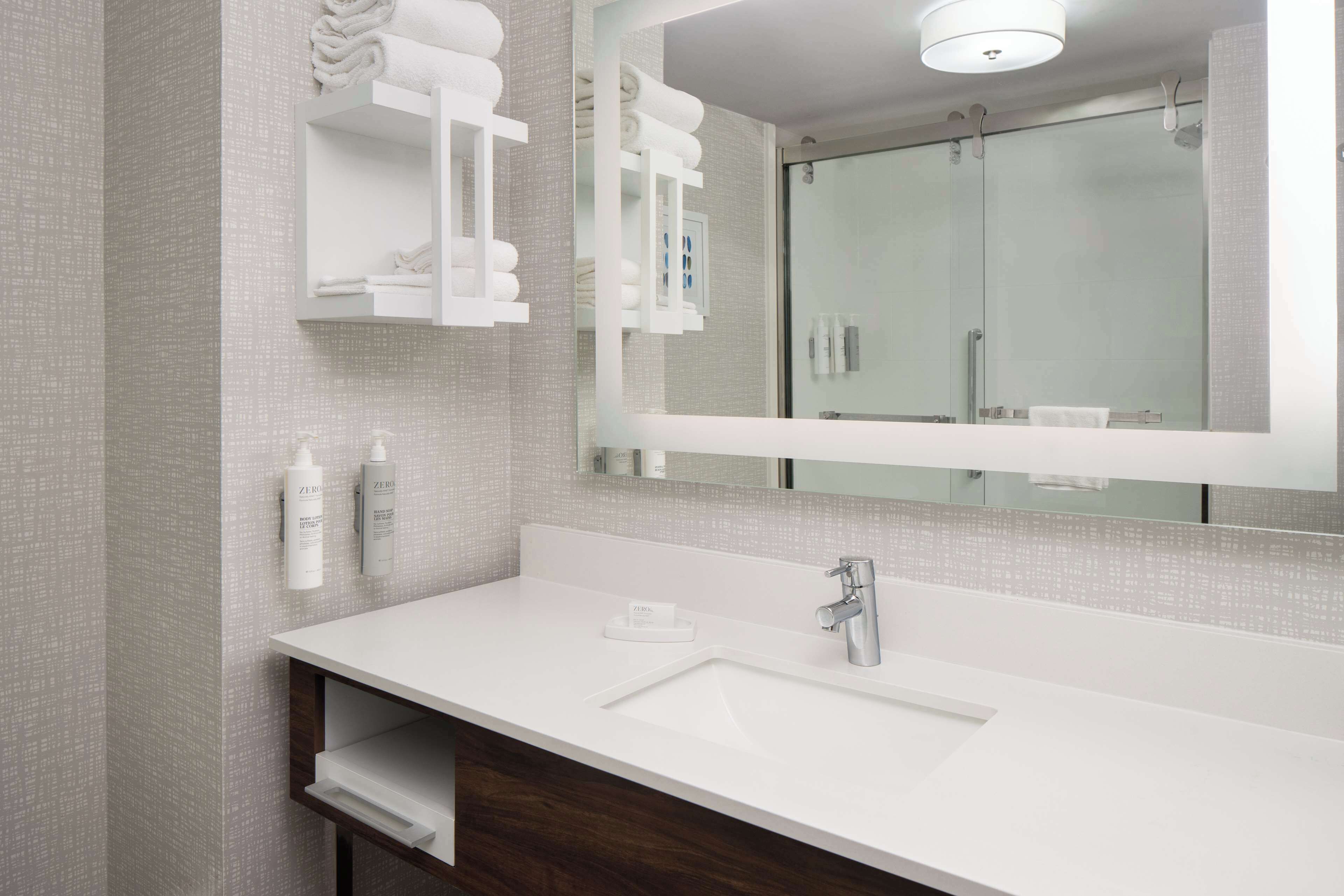 room, 1 king bed | bathroom | free toiletries, hair dryer, towels