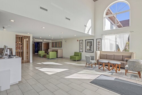 Holiday Inn Express Hotel & Suites Torrington by IHG