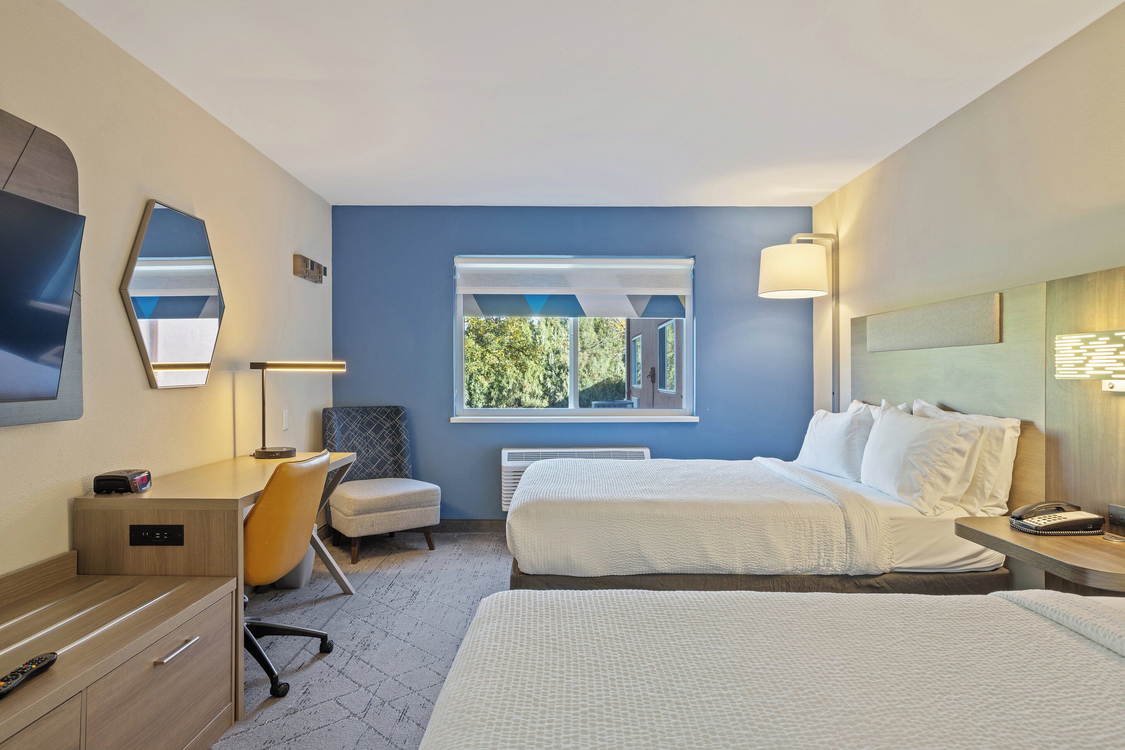 Phòng Tiêu chuẩn, 2 giường cỡ queen | Két bảo mật tại phòng, trang trí khác biệt 