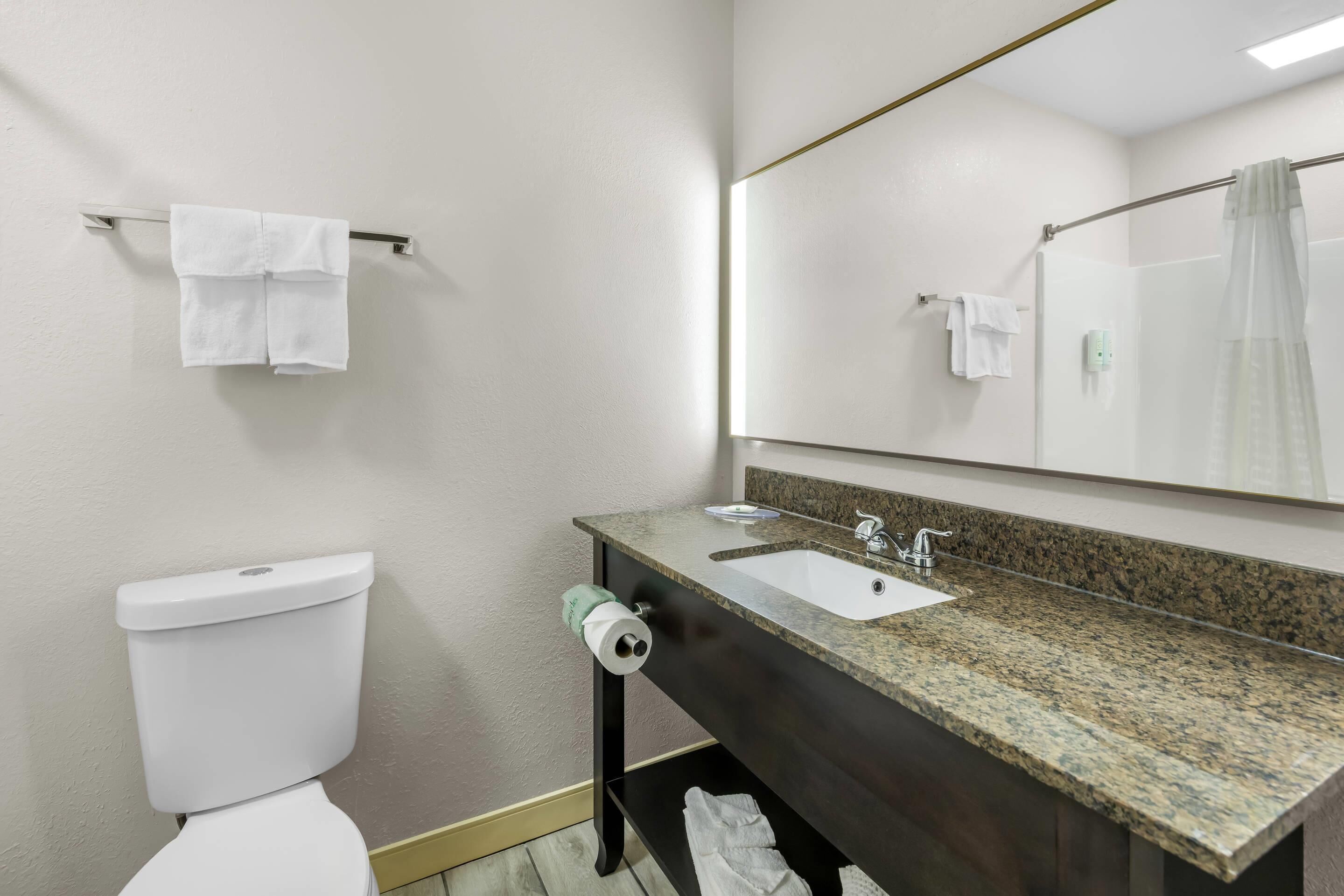 Photo - Quality Inn Brewerton - Syracuse Oneida Lake Area