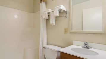 Shower, free toiletries, towels
