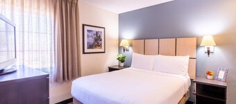 Sonesta Simply Suites Lansing