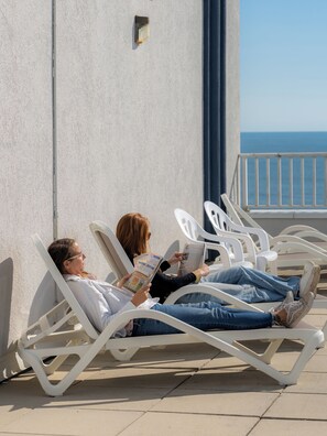 Balcony - Paradise Plaza Inn (Ocean City)