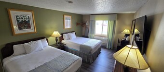 Super 8 by Wyndham Irving DFW Airport/South
