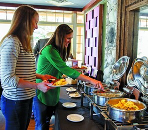 Free daily buffet breakfast