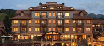Inn at Lost Creek