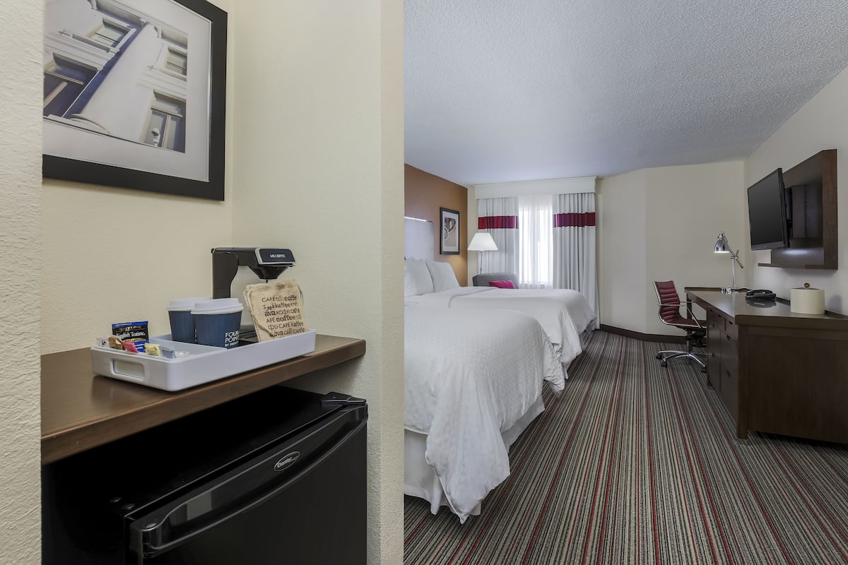 in-room safe, individually decorated, individually furnished, desk