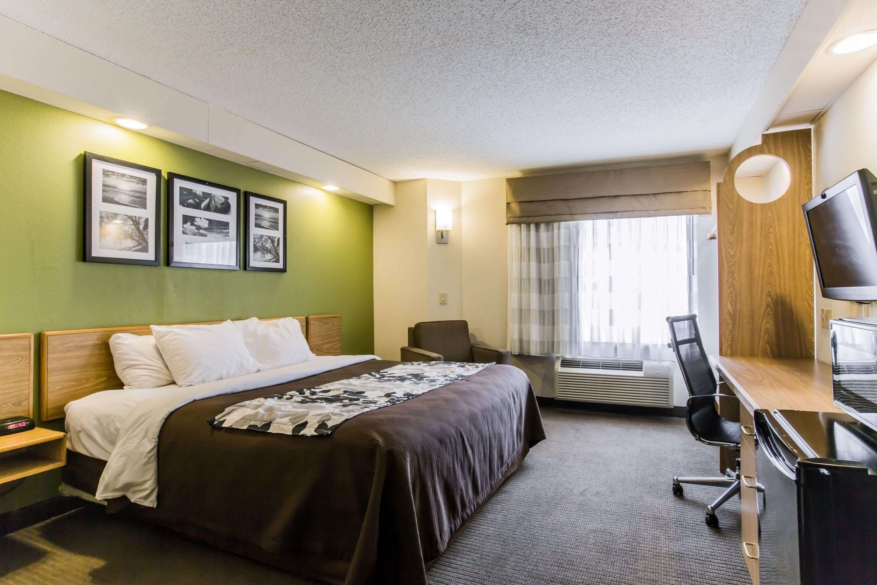 办公桌、笔记本电脑工作区、熨斗/熨衣板、免费 WiFi