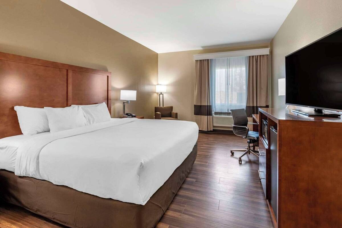 In-room safe, desk, blackout curtains, iron/ironing board