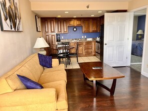 Bügeleisen/Bügelbrett, kostenloses WLAN, Bettwäsche