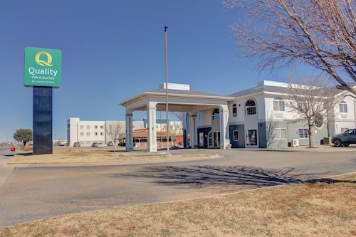 Quality Inn & Suites Roswell North