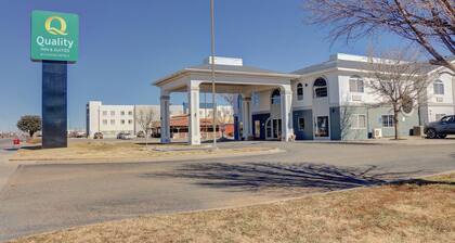Quality Inn & Suites Roswell North