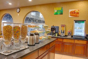 Petit déjeuner continental compris tous les jours