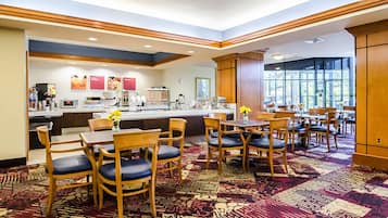 Tägliches inbegriffenes Frühstücksbuffet