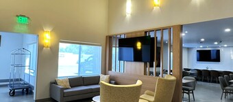 Comfort Suites At Tucson Mall